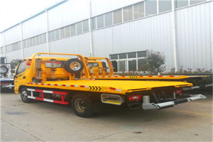 西平附近拖车救援搭电