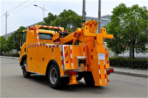 西平高速路拖车费